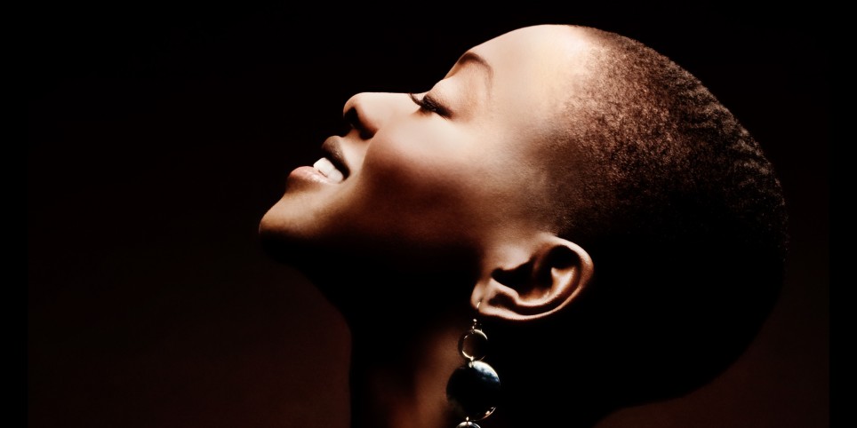 AZANIA NOAH SINGS FOR SIERRA LEONE - Concerti