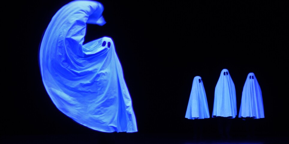 Pillowgraphies - Compagnie La BaZooka - Danza
