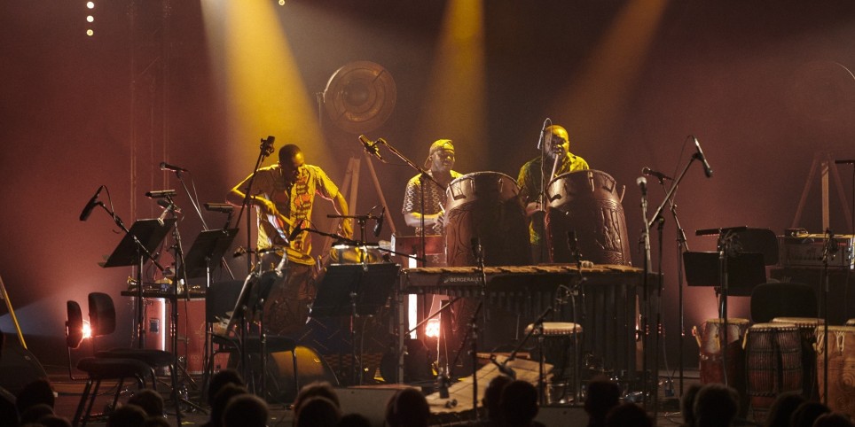 HEMU Jazz Orchestra & Ayekoo Drummers of Ghana - Concert - Concerti