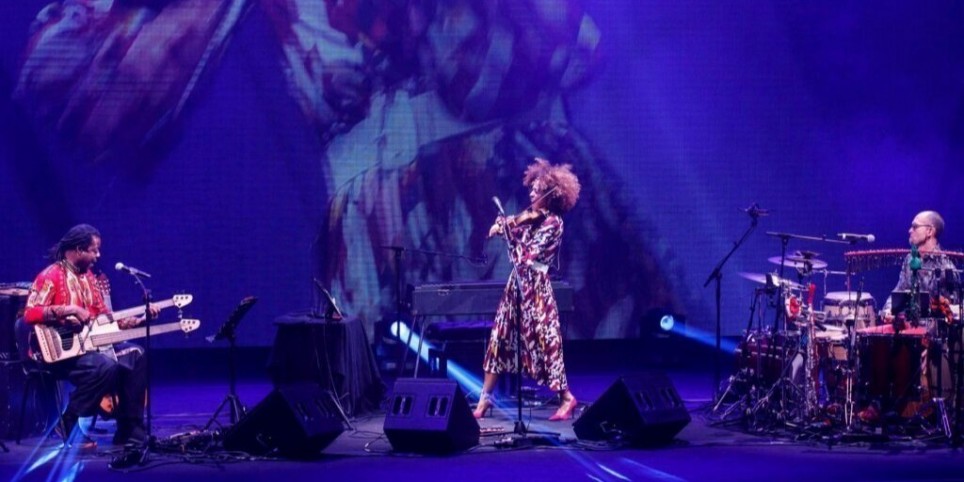 "VITAMINA Y" de Yilian Cañizares, Childo Tomas & Inor Sotolongo - Concerts