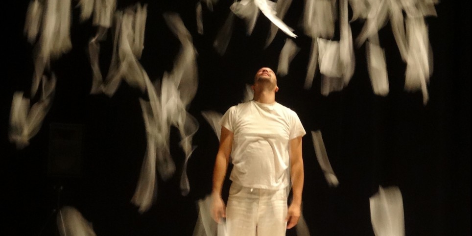 Sous la neige - Teatro e arti performative