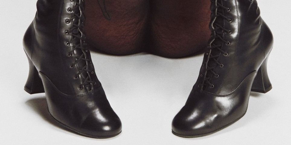 It's got legs - Theatre and performing arts