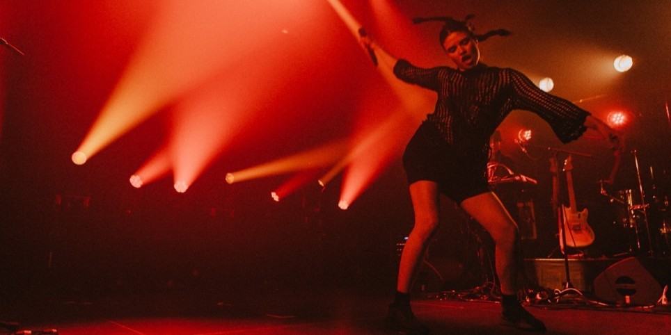 Baby Volcano — Si me ves ir con todo, es porque a la noche lloro - Culture et spectacles