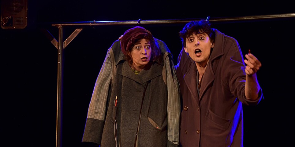 THEATRE - "Hang Up" - Theatre and performing arts
