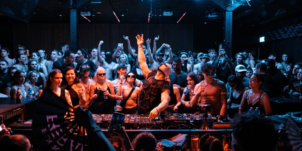 The Warehouse @Gessnerallee mit Holy Priest & his Crew - Concerti