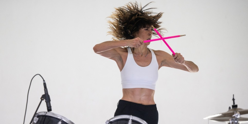 Aina Alegre - Réverbérations, étude 8 - Dance