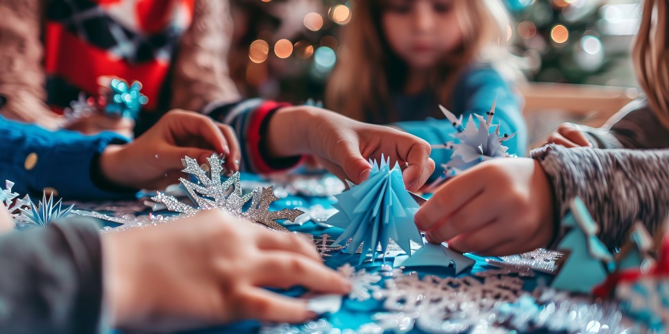 Atelier créatif - Bricolage de Noël - Workshops und Praktika