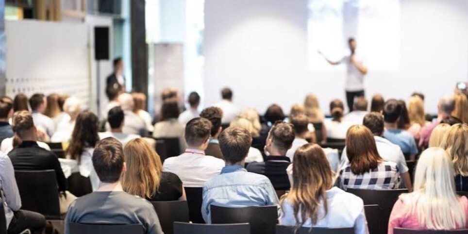 Présentation d'opportunité d'affaire - Conferencias