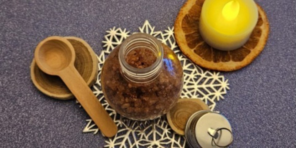 Christmas Bath Salts Workshop – With Expanding Your  Horizons - Workshops and courses