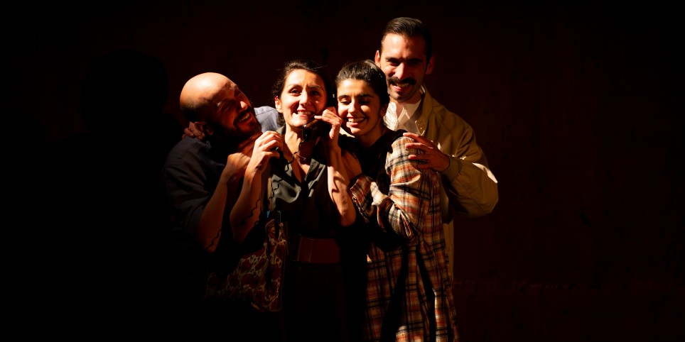 4211 km - Cie Nouveau Jour - Théâtre et arts vivants