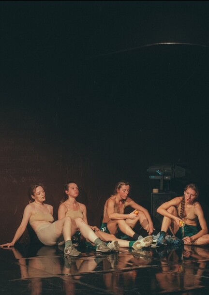 TRIPTYQUE SUR LA FÉMINITÉ - Danse - Théâtre de l’Alliance française