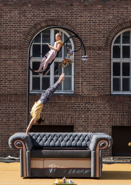 "Jump Cut" - Double take Cinematic Circus - Festivals