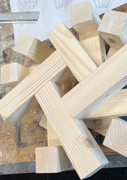 Construction d'un tabouret en bois - Workshops and courses - stratégies obliques