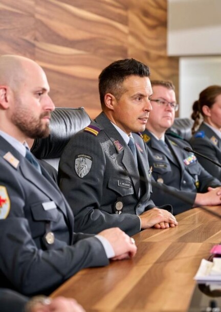 Séminaire sur le Droit Pénal Militaire - Conférences - UNIL, Internef, salle 232