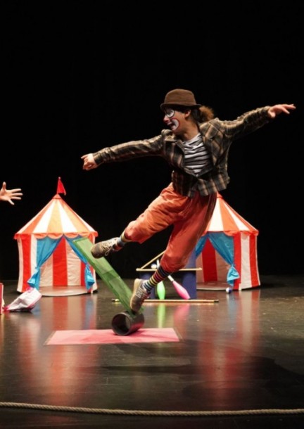 Show für Kinder - Die verrückten Akrobaten - Familie