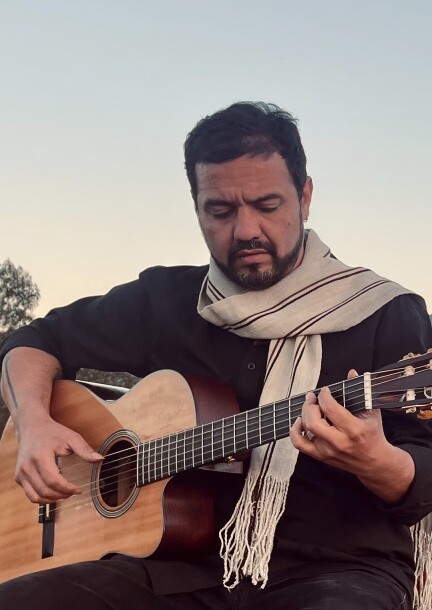 Julian Herreros Rivera en concert à Chexbres - Conciertos - La ferme de MAMAJAH