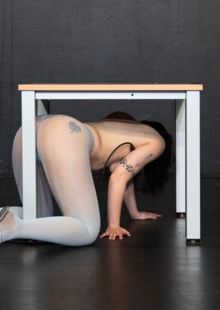 lisa laurent - the wizard is not real - Dance