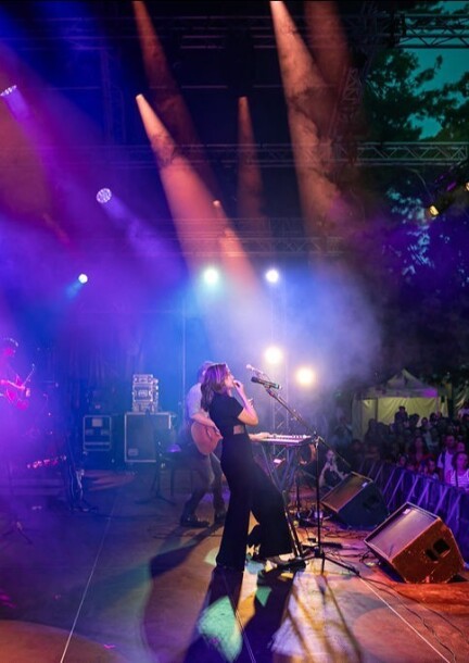 Carrousel & Aliose - Concerts de soutien Caritas Genève - Konzerte - Salle des fêtes de Carouge