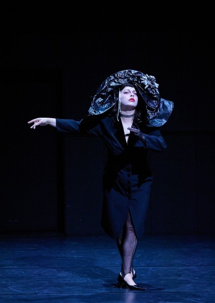 Marlène Charpentié - Poussière de Crotte dans le Coeur d'une Diva - Theatre and performing arts