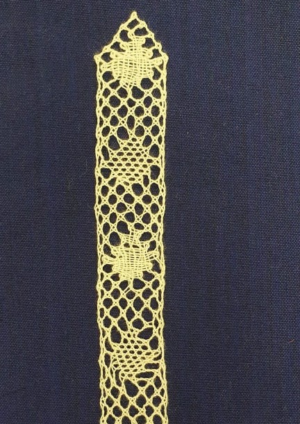 Votre marque page en dentelle - Workshops und Praktika