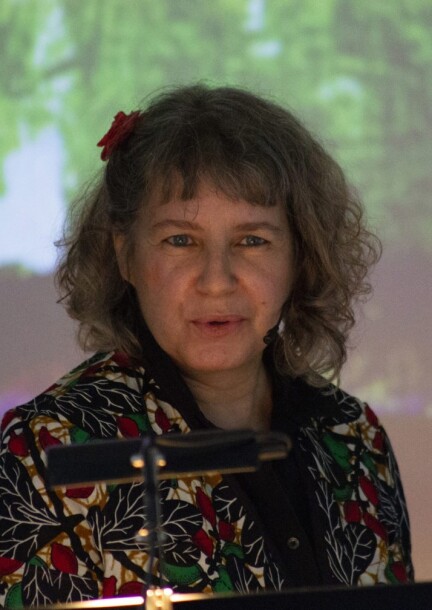 Rencontre à la bibliothèque avec l'écrivaine et historienne Lucienne Girardier Serex - Conférences - Bibliothèque communale et scolaire de Gland