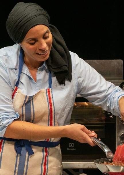 Au non du père - Madani Cie - Théâtre et arts vivants - La julienne