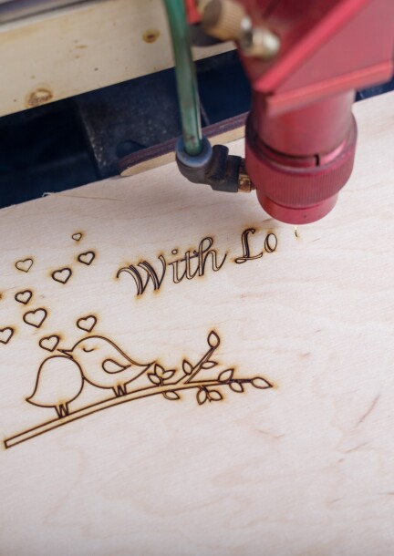 FacLab - Découpe et gravure laser sur bois - Workshops and courses - FacLab