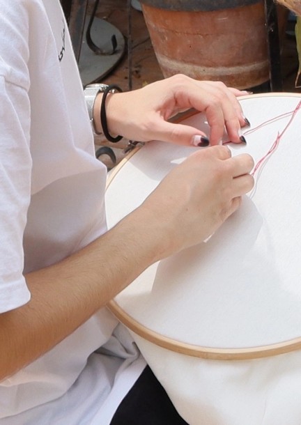 ATELIER INTERGÉNÉRATIONNEL : BRODERIE – POINTS ET ORIGINES - Ateliers et stages