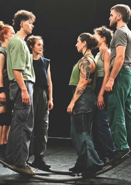 Steps: Beyond - Circumstances - Théâtre et arts vivants