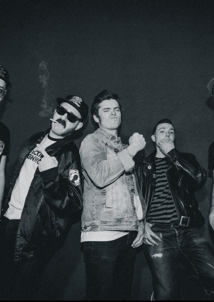 Worry Blast (VS) + Sideburn (CH) - Concerts