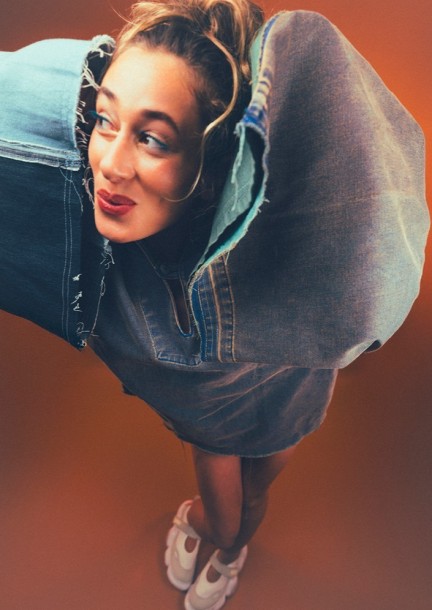 ZÉLIE + LUIZA + ST GRAAL - Concerti