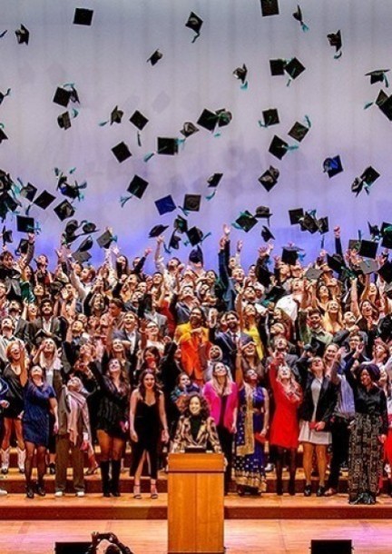 Cérémonie en l'honneur des diplômés 2024 - 2025 - Formations