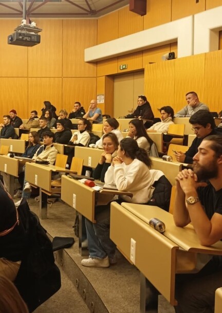 Conférence sur le déminage humanitaire avec DEMUNEX - Conférences - UNIL, Bâtiment Géopolis, salle 2129