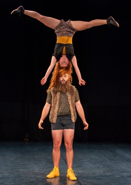 Parole en l'air - Theater und Bühnenkunst - Chapiteau LeZartiCirque