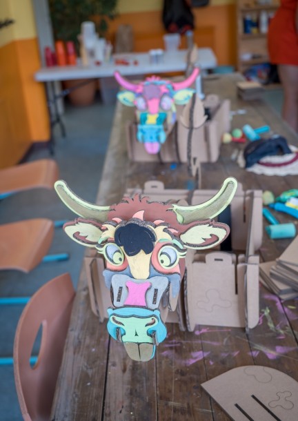 Atelier La vache qui cartonne ! Inscription sur place en billetterie - Workshops und Praktika