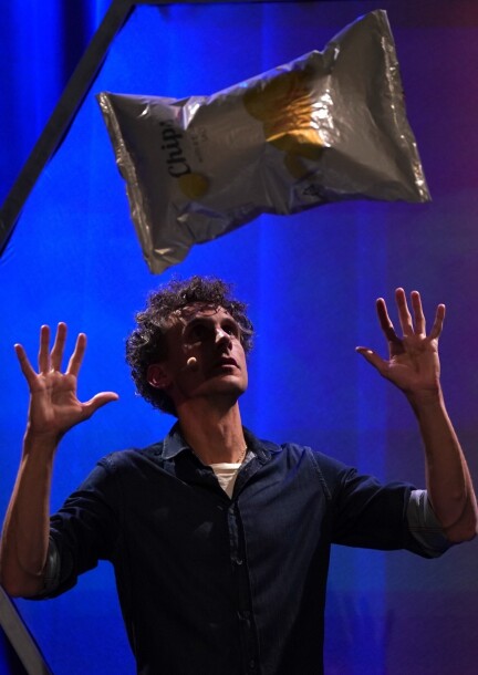 Humain Magique - Lionel Dellberg - Théâtre et arts vivants - Bicubic Romont