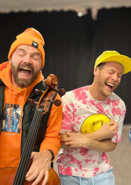"Screen♥Me?" Ouverture au Chinaillon - Dance2Cello - Festivals