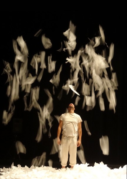 Sous la neige - Theatre and performing arts