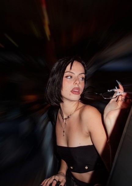 Mia Oud (VS) + Amiral (CH) - Concerti