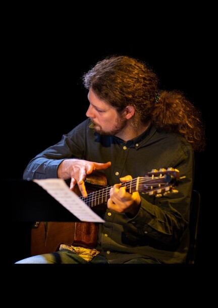 TOM BRUNT'S ACOUSTIC EXTENSIONS - Concerti - AMR