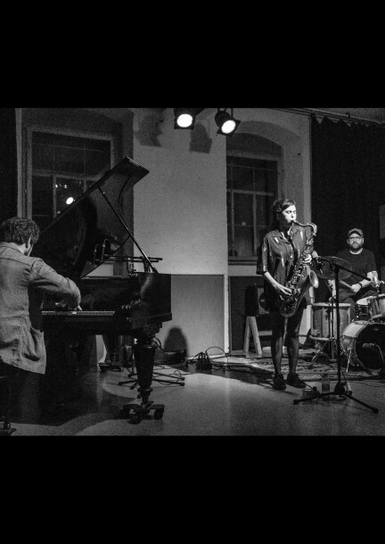 NEBBIA/DOWNES/LISLE «EXHAUST» - Concerts - AMR