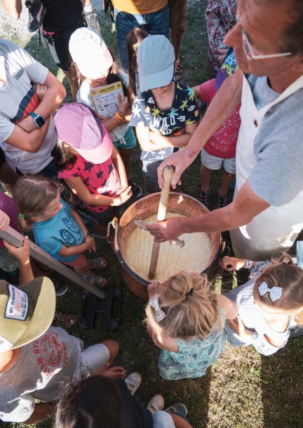 "Le reblochon fermier" - UPRF et Agriculteurs du Grand-Bornand - Festivals