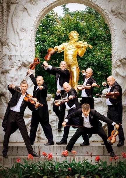 MNOZIL BRASS - STRAU$$ - Concerts