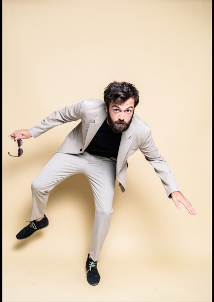 Comedy Club 4843 - MC Charles Nouveau  (plateau de 4 humoristes) - Umorismo e commedia