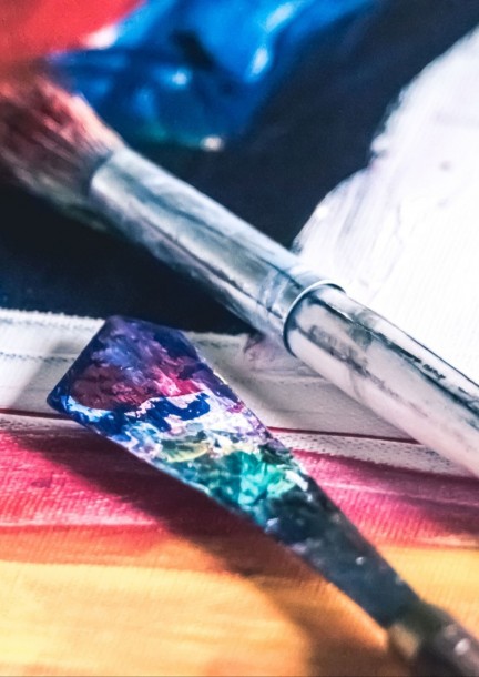 Atelier peinture néon Noël - 10.10.26 - Workshops und Praktika