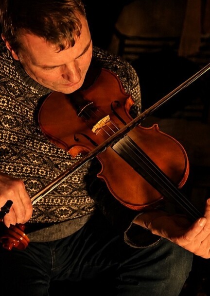 Stage de fiddle (violon) écossais – îles Shetland avec Maurice Henderson - Talleres y pasantías - ADEM - Ateliers d'ethnomusicologie