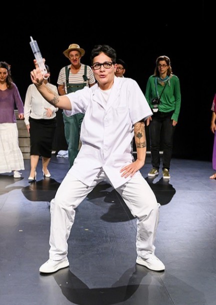 Les Électrons Libres: «Court-circuit» - Théâtre et arts vivants - Centre de Culture & de Loisirs