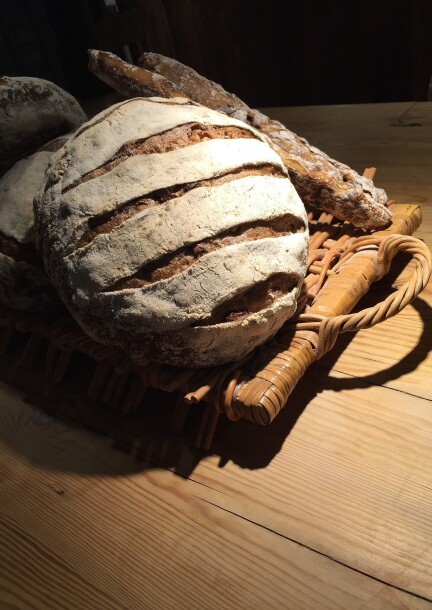 Spaziergang entlang des Brotes 2024 - Touren und Besuche - Place du Village Troistorrents