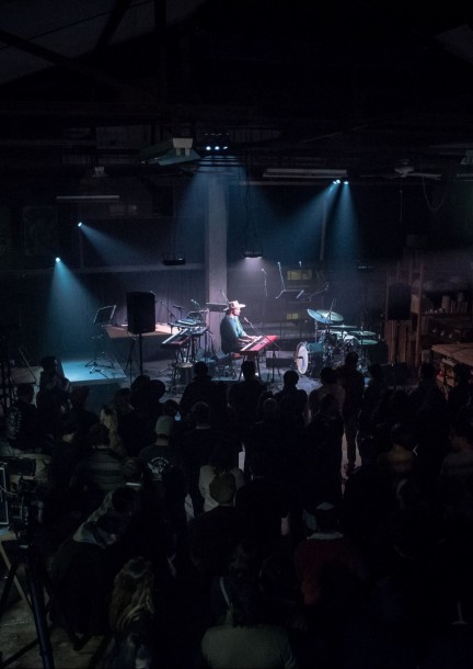 Winter in Deutschland + Tim & The Thieves + Enrique Spacca + lablase & Jisei - Concerts