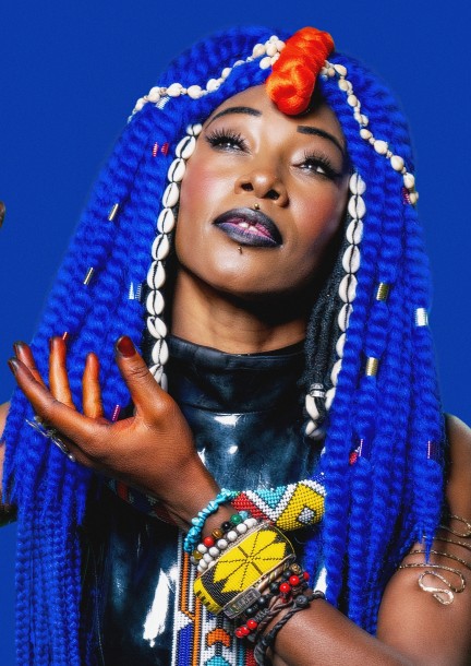 FATOUMATA DIAWARA / Sona Jobarteh - Festivals